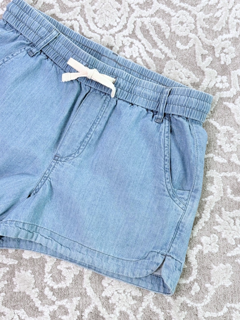 Prana Sunrise Peak Women’s Chambray Short - Picture 2 of 9